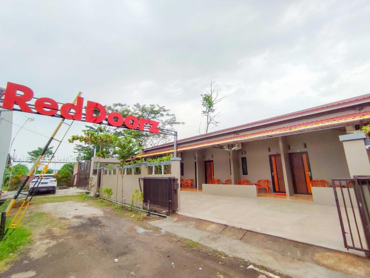 Reddoorz Syariah Near Exit Tol Pemalang Comal 2 Hotel Kültér fotó