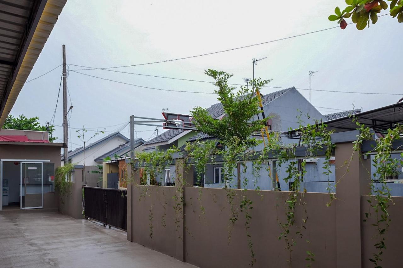 Reddoorz Syariah Near Exit Tol Pemalang Comal 2 Hotel Kültér fotó